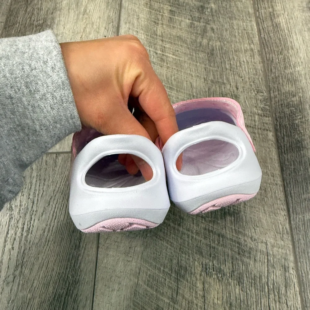 Nike Kids‎ Pink Aqua Swoosh Shoes